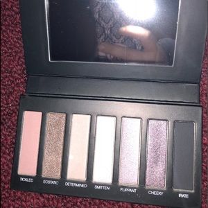 Younique Addiction Palette #3. Never used
